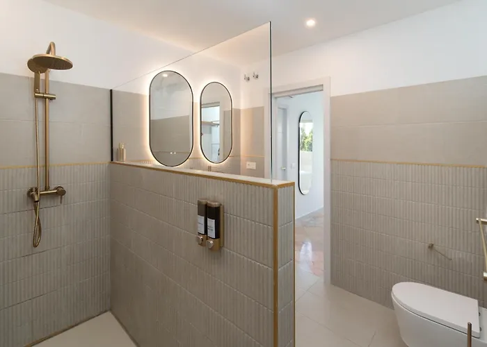 The Beachfront Gem Apartment